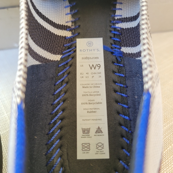 New! Rothy’s sz 9 VIB Inverse Stripe Points Flats NIB - Picture 8 of 9